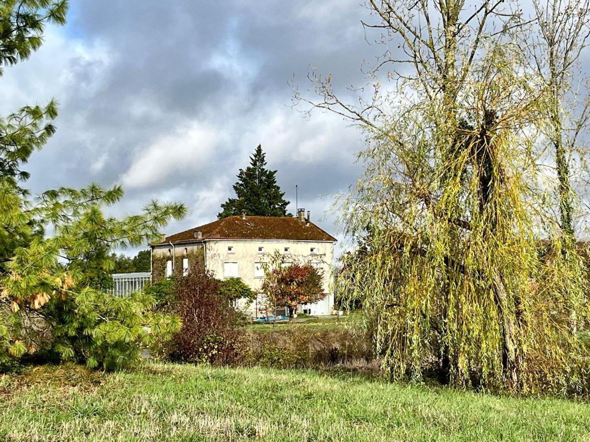 Le Parc De Gouts Villa Aiguillon Luaran gambar